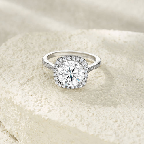 2-carat Luxury Fashion Minimalist Trend Jewelry Silver Ring Set With Top-quality Moissanite, Made Of S925 Silver With Electroplated Platinum.