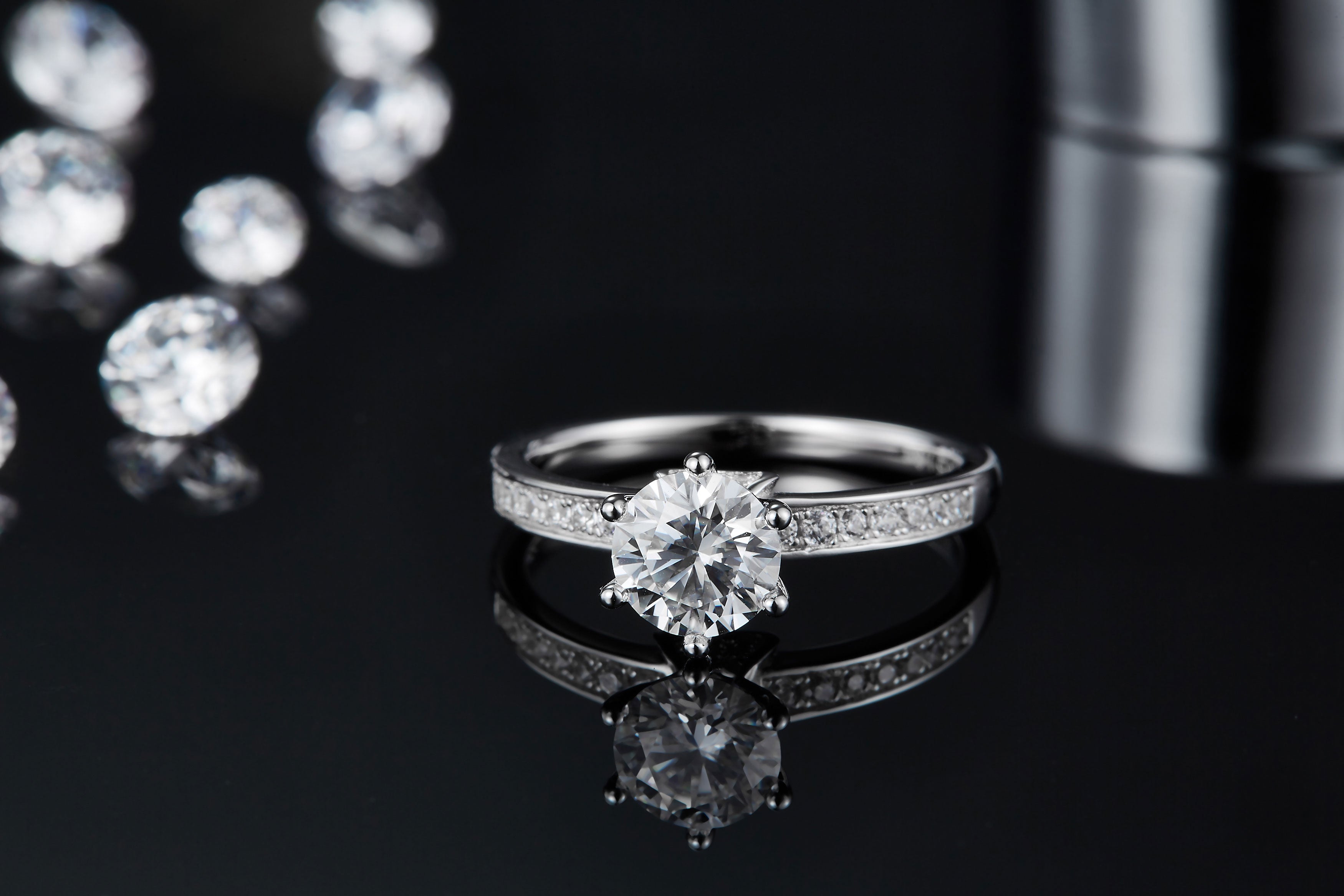 1-carat Luxury And Fashionable Light Luxury Jewelry Silver Ring Set With Top-quality Moissanite, S925 Silver Plated Platinum