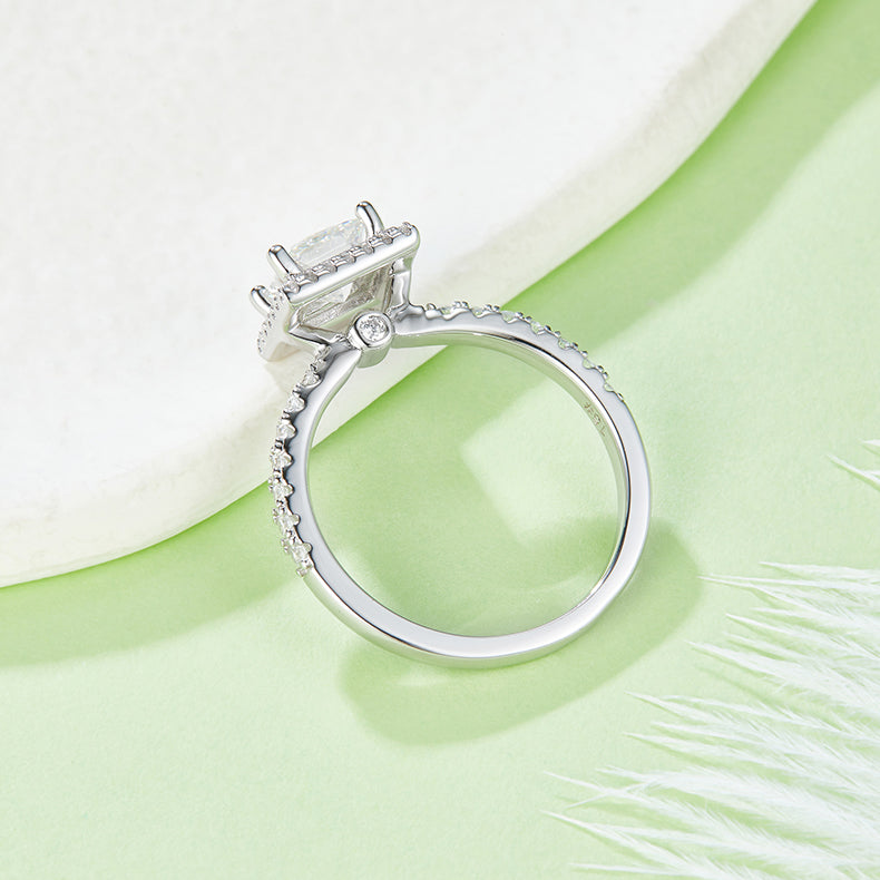 Square Moissanite Set With Top-quality Moissanite Luxury And Fashionable Light Luxury Jewelry Silver Ring S925 Silver Electroplated With Platinum