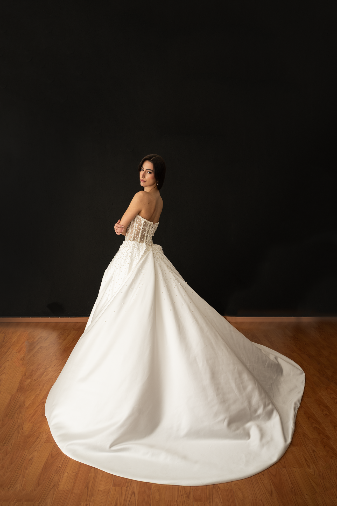 Afrodite – Hand-Embroidered Princess Ball Gown