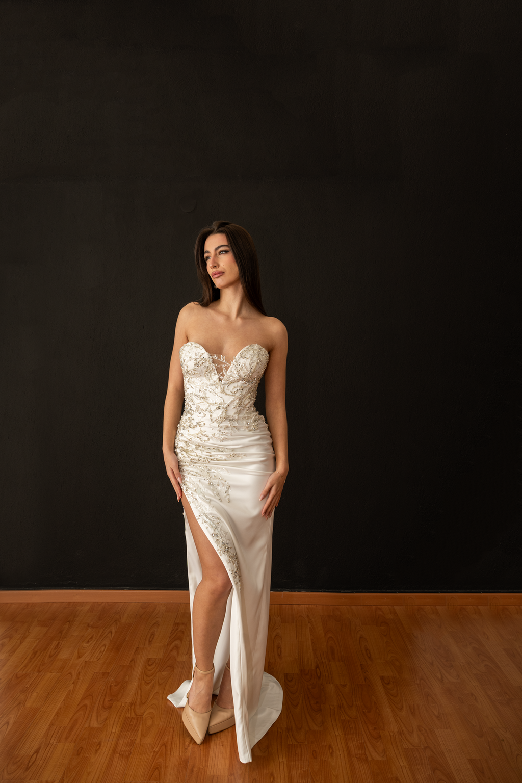 MOLLY — Sheath Bridal Gown