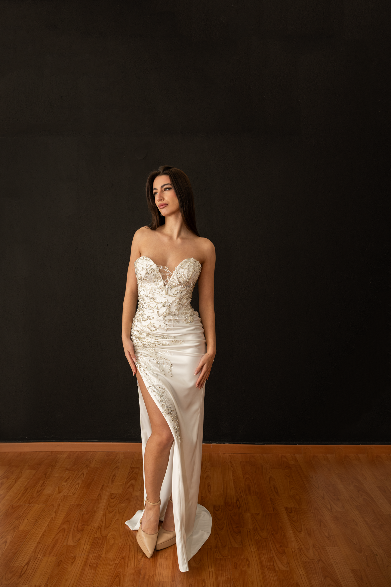 MOLLY — Sheath Bridal Gown