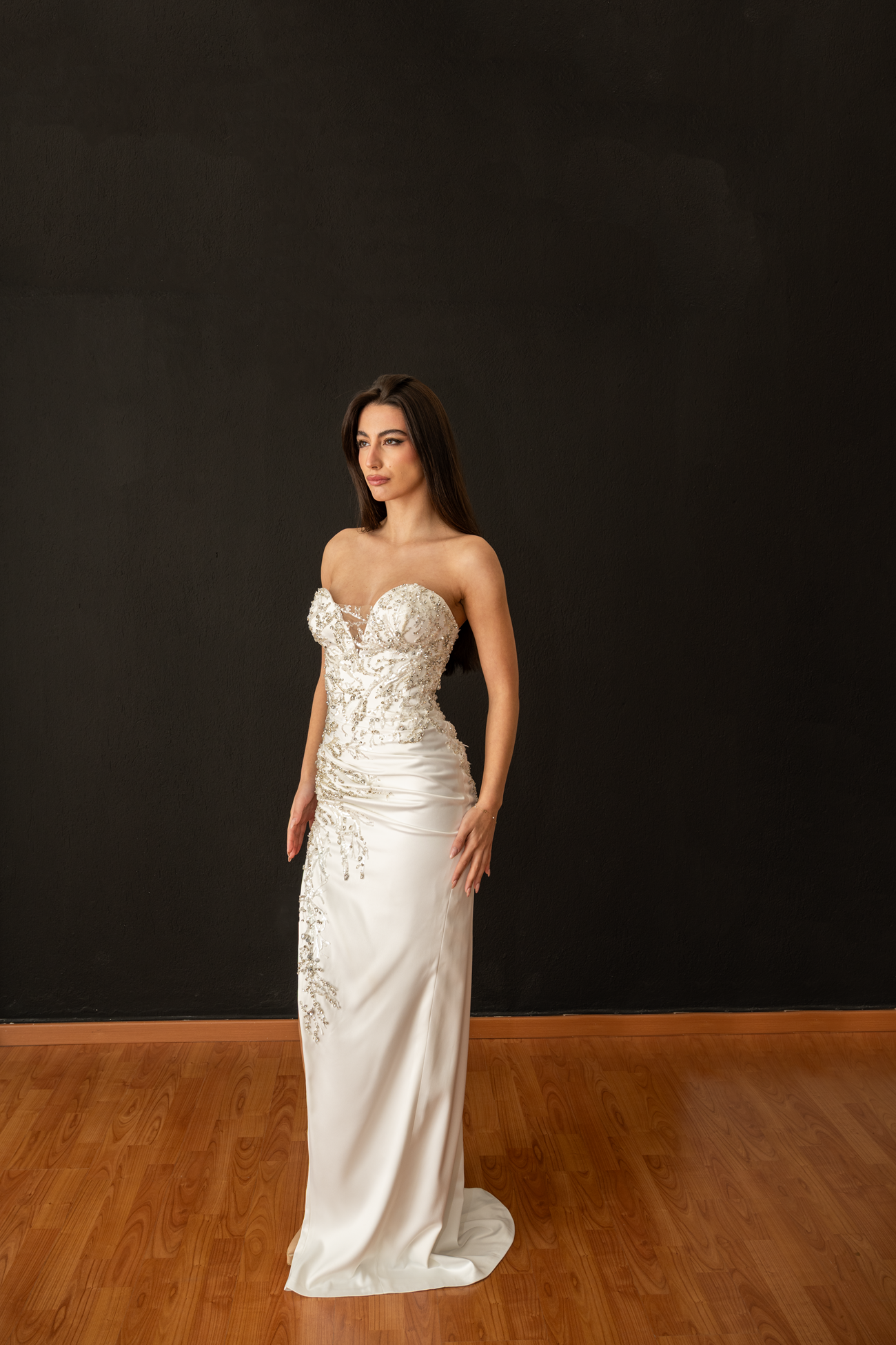 MOLLY — Sheath Bridal Gown