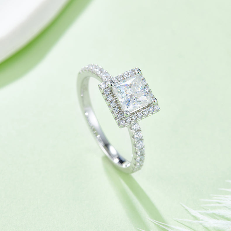 Square Moissanite Set With Top-quality Moissanite Luxury And Fashionable Light Luxury Jewelry Silver Ring S925 Silver Electroplated With Platinum